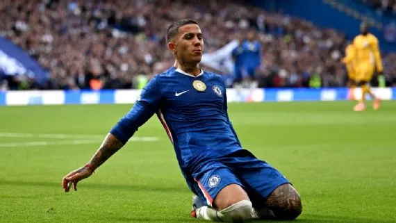 皇冠体育-恩佐：凯塞多是野兽+好搭档；马雷斯卡赋予切尔西独特的风格